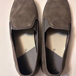 Sperry Women’s Gray Perforated Slip-On Loafers NWOT